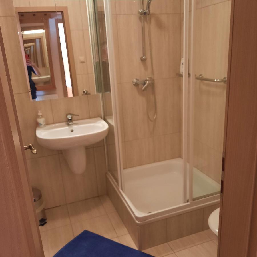 Апартаменти Kata Apartman Бік Екстер'єр фото